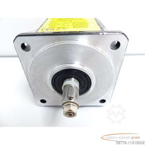 Fanuc Motor Fanuc A06B-2218-B000 # 0100 Motor + A860-2050-T321 SN C164F0C45  - ! -