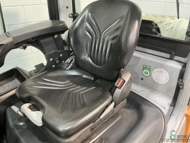 Viljuškar Still RX 70-30 T