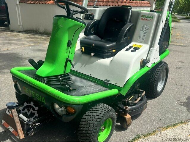 Furgon  Etesia H124D Profi Aufsitzmäher