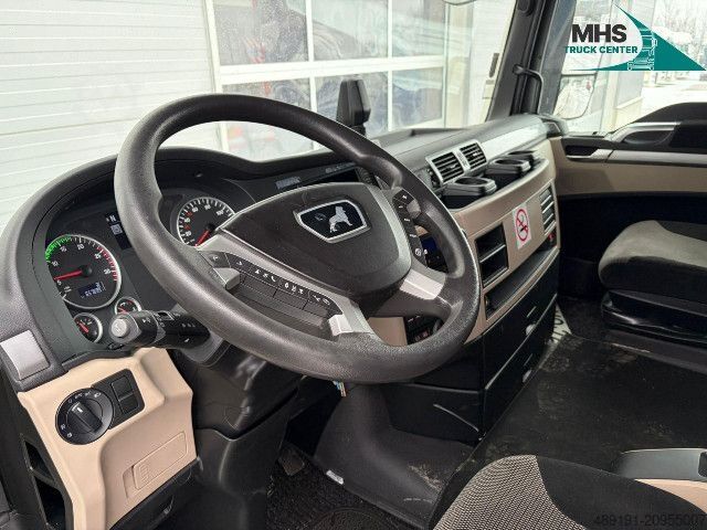 Zapreminski vučni traktor MAN TGX 18.460 4X2 LLS-U