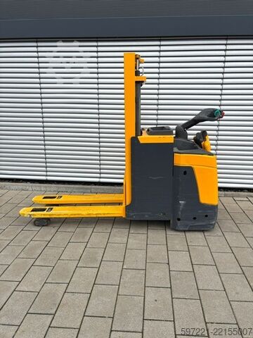 Palletstapelaars Jungheinrich ERD 220 KLPF