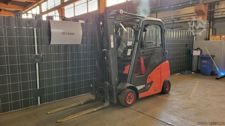 Diesel vorkheftruck Linde H 18 D // Triplex // 4976 Std. // Seitenschieber