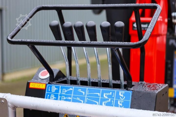 Przegubowa teleskopowa platforma robocza Platform Basket Spider 18.90 PRO CE Declaration, Valid inspection,