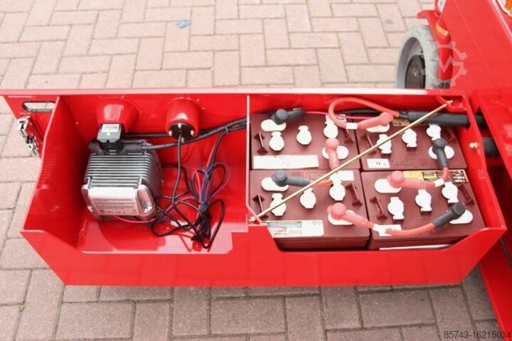 Makaslı kaldırma Magni ES1012E Electric, 10m Working Height, 450kg Capaci