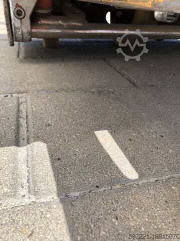 Elektrické paletové vozíky Jungheinrich EJE 220 R