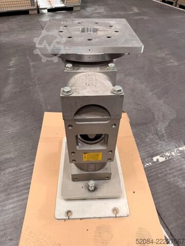 KUKA polohovací stroj KUKA KPF1-V500
