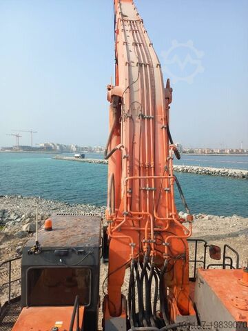 Telescopische graafmachine Hitachi EX1200-6 Longreach 28m (Abu Dhabi)