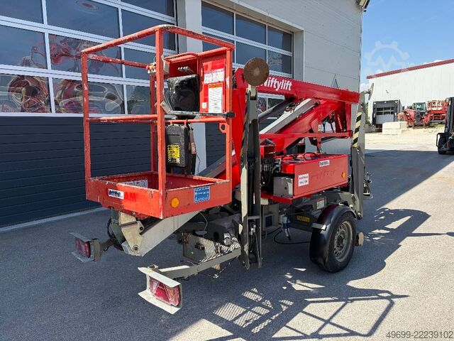 Zvedací plošina Niftylift 120 TE Anhängerarbeitsbühne 12,20m