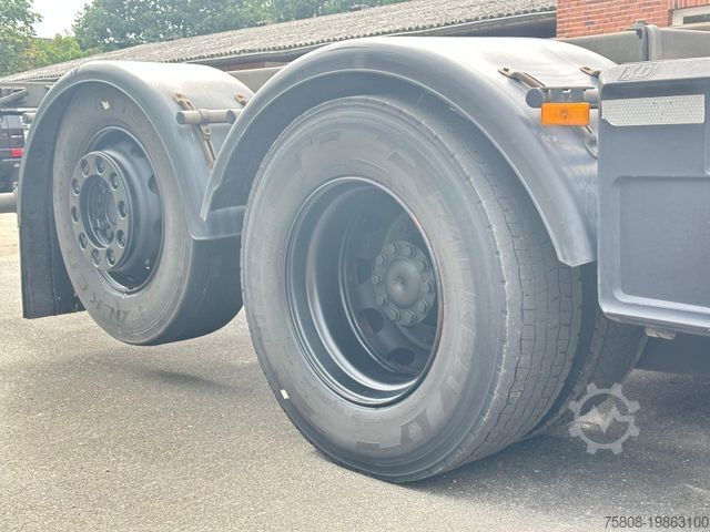 Felépítménycserélő teherautó MERCEDES-BENZ Actros 2548 Giga Retarder NAVI ACC AHK