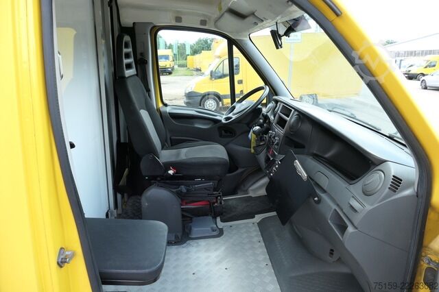 Furgon skrzyniowy iveco Daily 35 S11 C30C AUTOMATIK KAMERA Regale LUFT DURCHGANG EURO-5 CoC