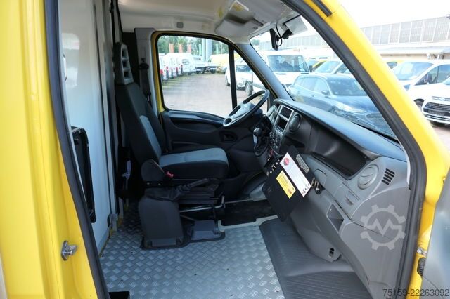 Furgon skrzyniowy iveco Daily 35 S11 C30C KURZ AUTOMATIK KAMERA Regale LUFT DURCHGANG EURO-5 CoC