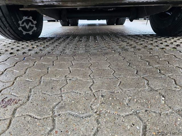 Vuilniswagen MERCEDES-BENZ 2629, 2 Kammern, Faun aus 2013, 22 cbm