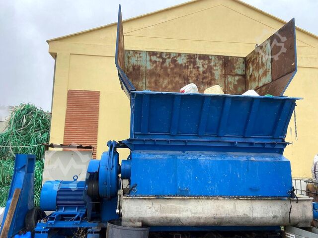 Sekač sa jednim otvorom Vecoplan VAZ 2500