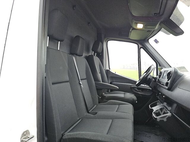 High-roof van MERCEDES-BENZ SPRINTER 316 L3H2 Maxi Automaat!