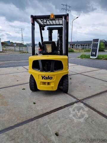 Heftruck Yale Gdp25 2.5t diesel sideshift /triplo Yale Gdp25 2.5t diesel sideshift /triplo