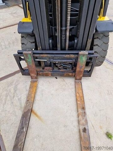 Heftruck Yale Gdp25 2.5t diesel sideshift /triplo Yale Gdp25 2.5t diesel sideshift /triplo