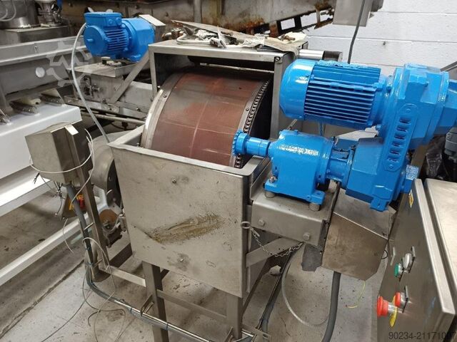 Pellet-Bratlinie von Heat & Control mit einer Kapazität von ca. 450 kg/Stunde HEAT & CONTROL 450 kg/hour