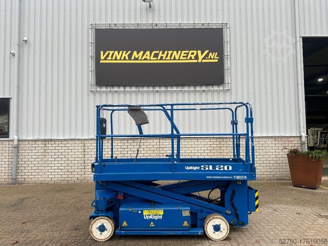 Scissor lift UpRight SL20
