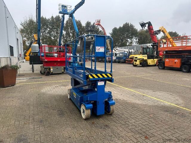 Scissor lift UpRight SL20