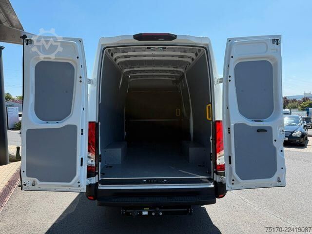 Station wagon con tetto alto Iveco Daily 35S18HA8 V Kastenwagen *R 3.520*AHK*