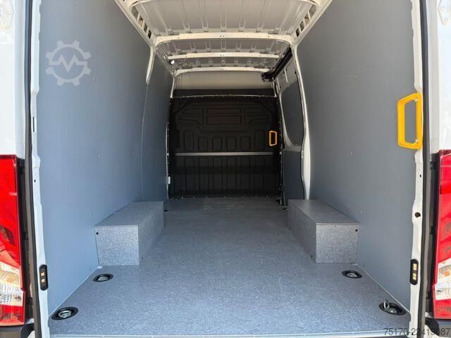 Station wagon con tetto alto Iveco Daily 35S18HA8 V Kastenwagen *R 3.520*AHK*