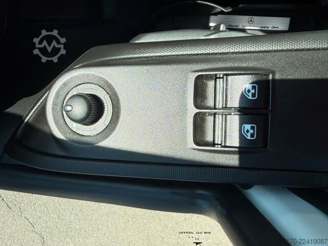 Station wagon con tetto alto Iveco Daily 35S18HA8 V Kastenwagen *R 3.520*AHK*