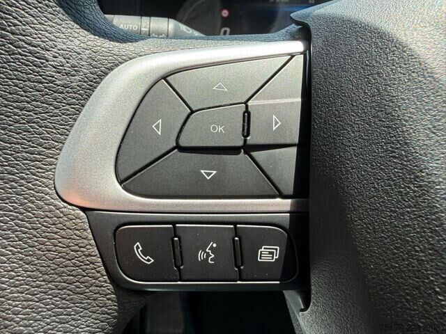 Camioneta familiar de techo alto Iveco Daily 35S18HA8 V Kastenwagen *R 3.520*AHK*