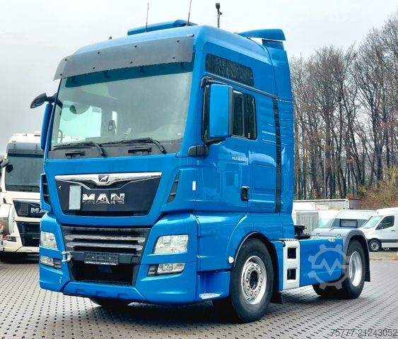 Standard tractor unit MAN TGX 18.460 XXL-MOTORSCHADEN-INTARDER-2 Tanks
