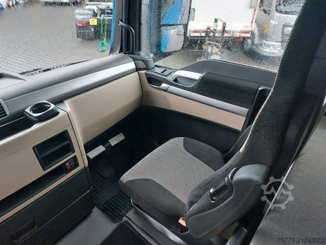 Standard tractor unit MAN TGX 18.460 XXL-MOTORSCHADEN-INTARDER-2 Tanks