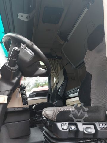 Standard tractor unit MAN TGX 18.460 XXL-MOTORSCHADEN-INTARDER-2 Tanks