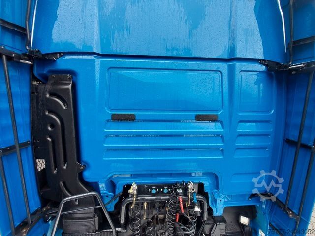 Standard tractor unit MAN TGX 18.460 XXL-MOTORSCHADEN-INTARDER-2 Tanks