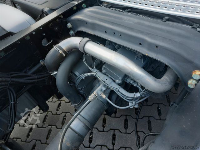 Standard tractor unit MAN TGX 18.500 XXL-MOTORSCHADEN-INTARDER-2 Tanks