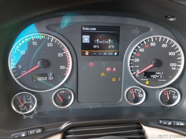 Standard tractor unit MAN TGX 18.500 XXL-MOTORSCHADEN-INTARDER-2 Tanks