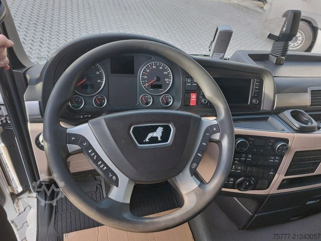 Standard tractor unit MAN TGX 18.500 XXL-MOTORSCHADEN-INTARDER-2 Tanks