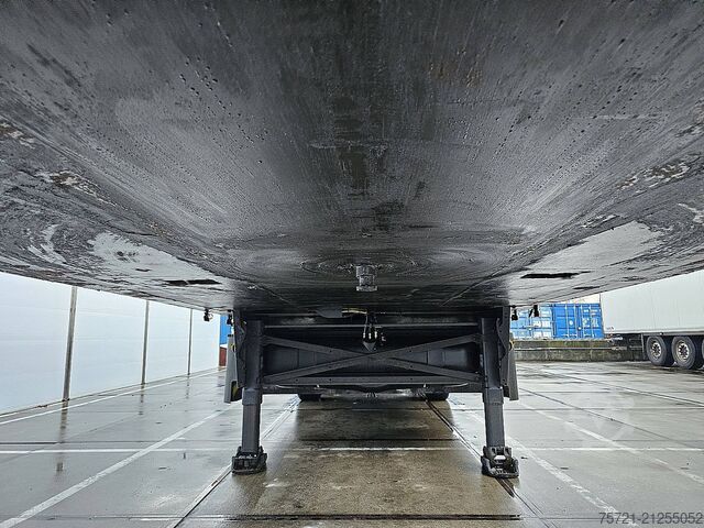 Refrigerated/frozen transport SCHMITZ N/A Carrier 1850 MT