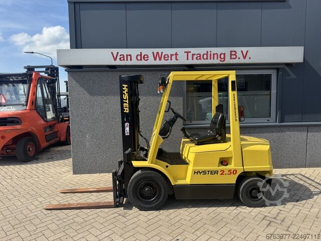 Hyster H2.50XM Triplo 465 wolny skok / przesuw boczny Isuzu diesel HYSTER H2.50XM Triplo 465 Freelift / Sideshift Isuzu Diesel