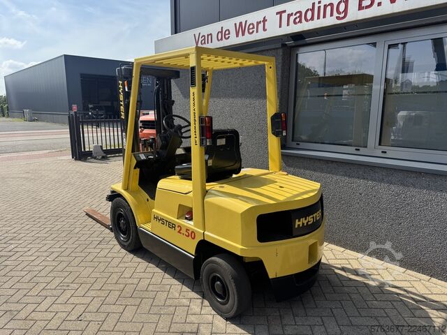 Hyster H2.50XM Triplo 465 wolny skok / przesuw boczny Isuzu diesel HYSTER H2.50XM Triplo 465 Freelift / Sideshift Isuzu Diesel