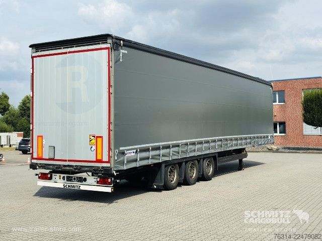 Otvorena poluprikolica sa ceradom Schmitz Cargobull Curtainsider Mega Getränke