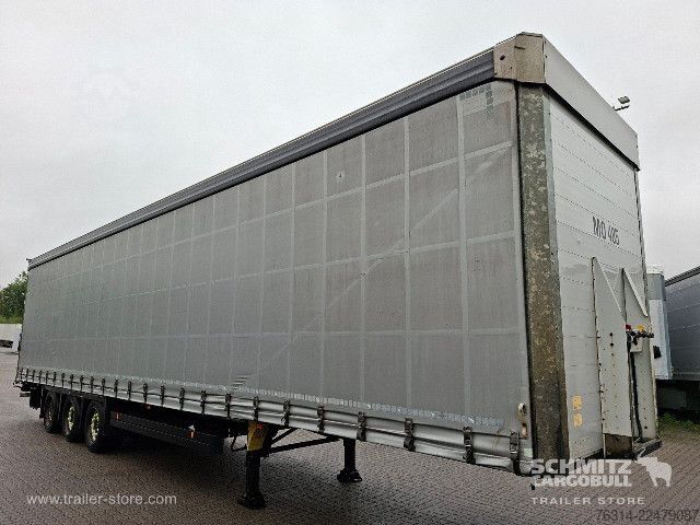 Otvorena poluprikolica sa ceradom Schmitz Cargobull Curtainsider Mega Getränke
