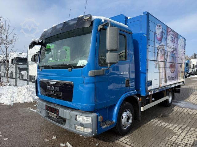 Samochód do przewozu napojów MAN TGL 8.150 Getränke/Schwenkwand/Diff-Sperre