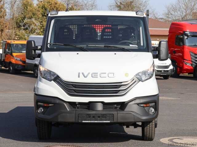 Double cab van Iveco Daily 35C18HA8D Doppelkabine Pritsche