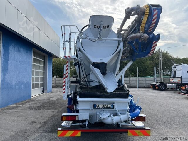 Kamion sa pumpom za beton Iveco Trakker 410