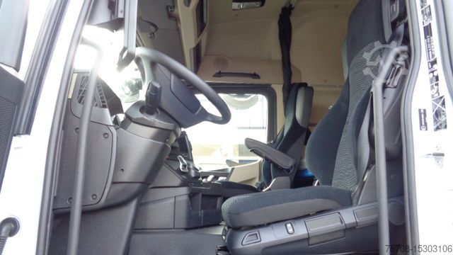 Kamion za prevoz pića MERCEDES-BENZ 2548 Actros*7,7 m Schwenkwand*NLA*LBW*Retarder