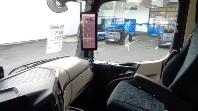 Kamion za prevoz pića MERCEDES-BENZ 2548 Actros*7,7 m Schwenkwand*NLA*LBW*Retarder