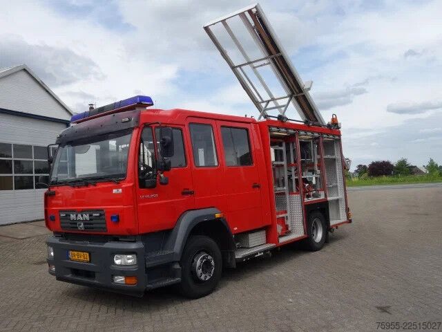 Véhicule de lutte contre les incendies MAN L79 14-250 man bomberos truck