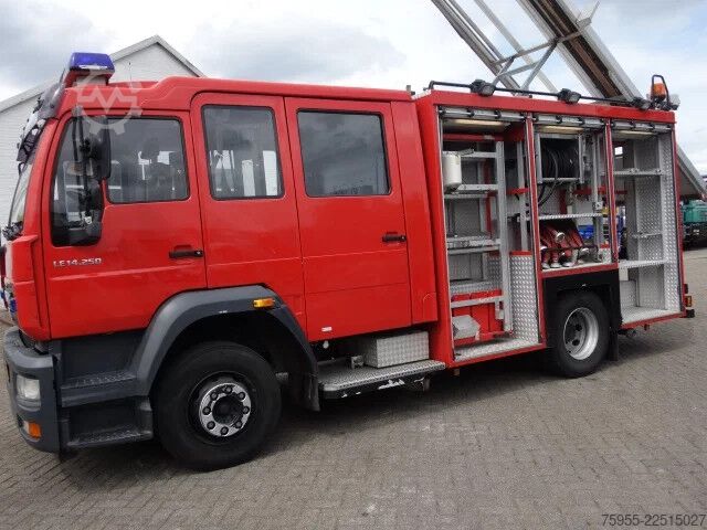 Véhicule de lutte contre les incendies MAN L79 14-250 man bomberos truck