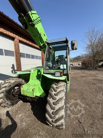 Telescopic loader Sennebogen 305