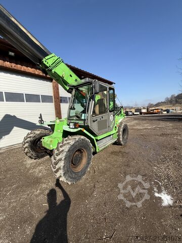 Telescopic loader Sennebogen 305