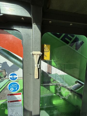 Telescopic loader Sennebogen 305