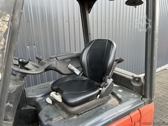 Električni viljuškar za 3 točka Linde E16-02